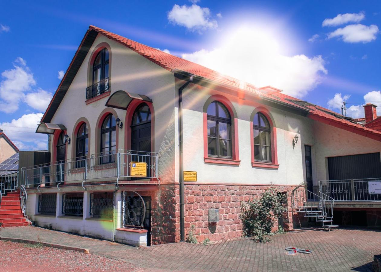 Gaestehaus Samuel Wadgassen Buitenkant foto
